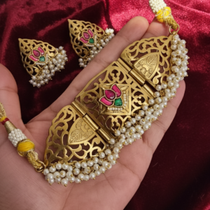 Inara Cutwork Handmade Choker With Earrings For women